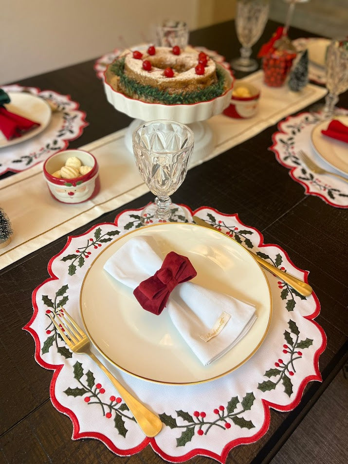 Jolly Christmas Collection Table Setting