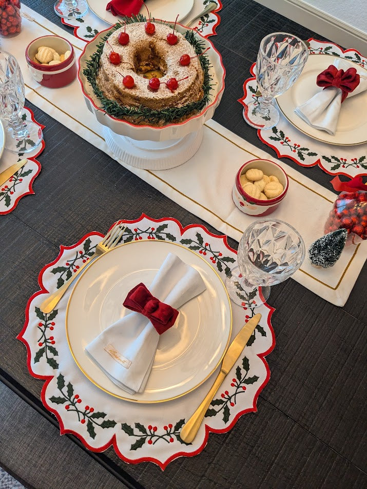Jolly Christmas Collection Table Setting