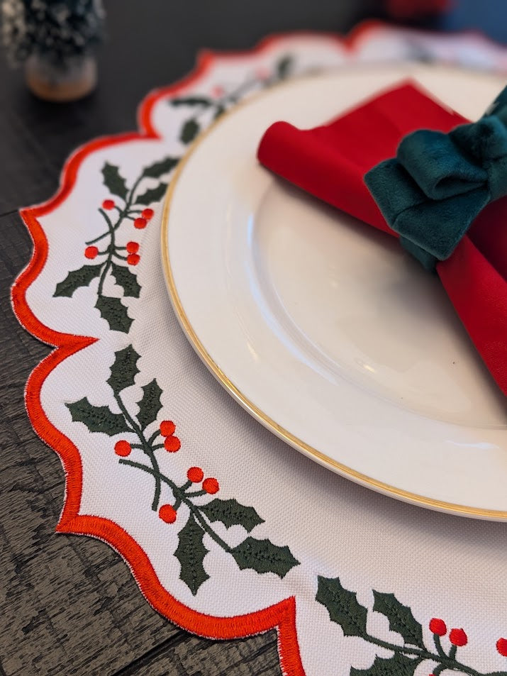 Jolly Christmas Collection Table Setting