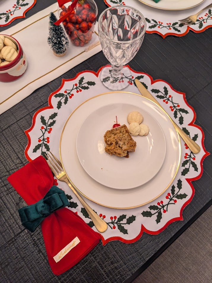 Jolly Christmas Collection Table Setting