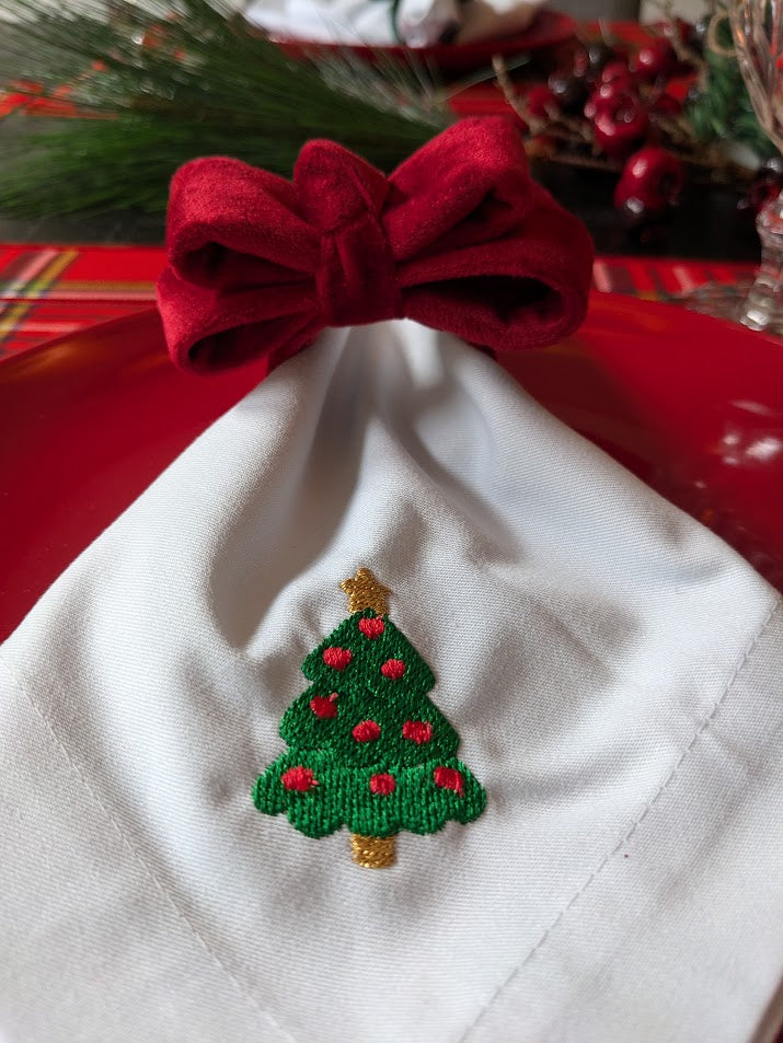 Perfect Christmas Collection Table Setting