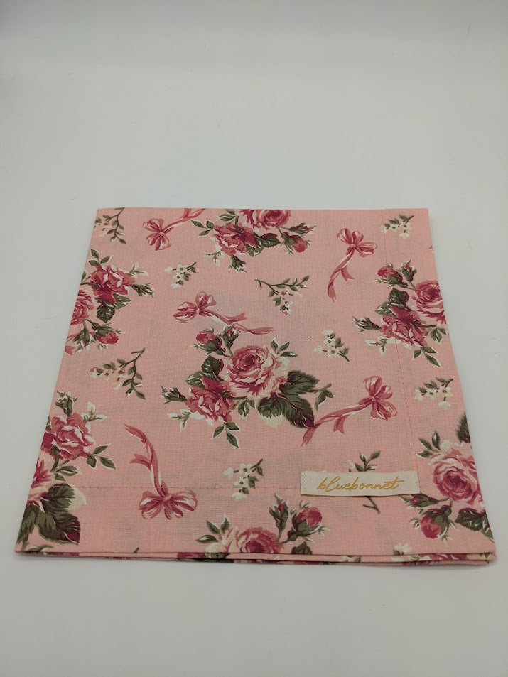 La vie en Rose Collection Table Setting