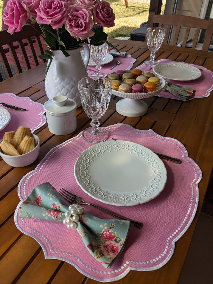 Sweet Easter Collection Table Setting