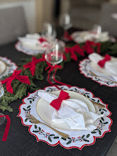Jolly Christmas Collection Table Setting
