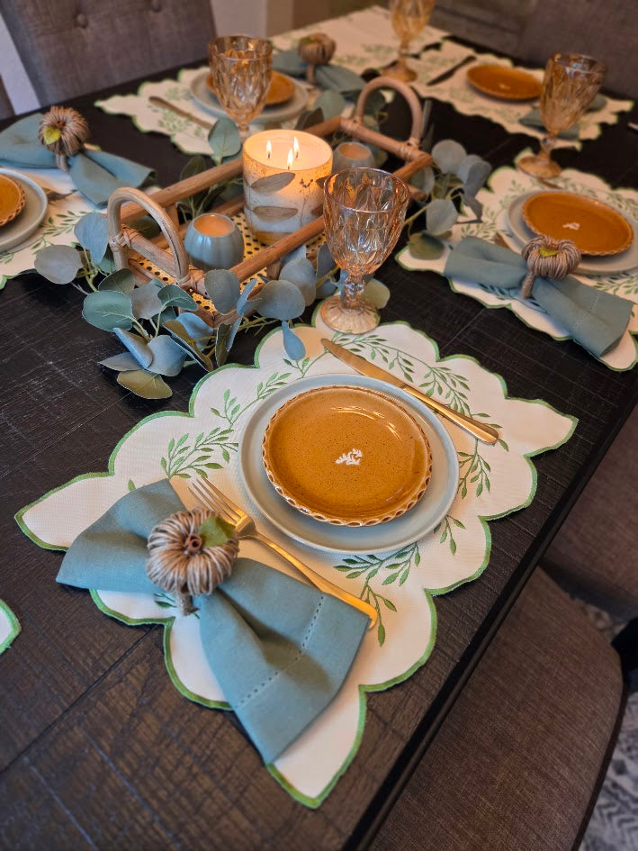 Cozy Farmhouse Table Setting