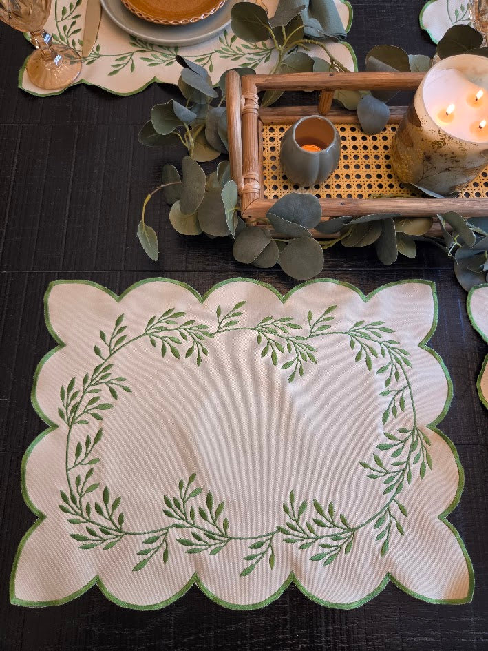 Cozy Farmhouse Table Setting