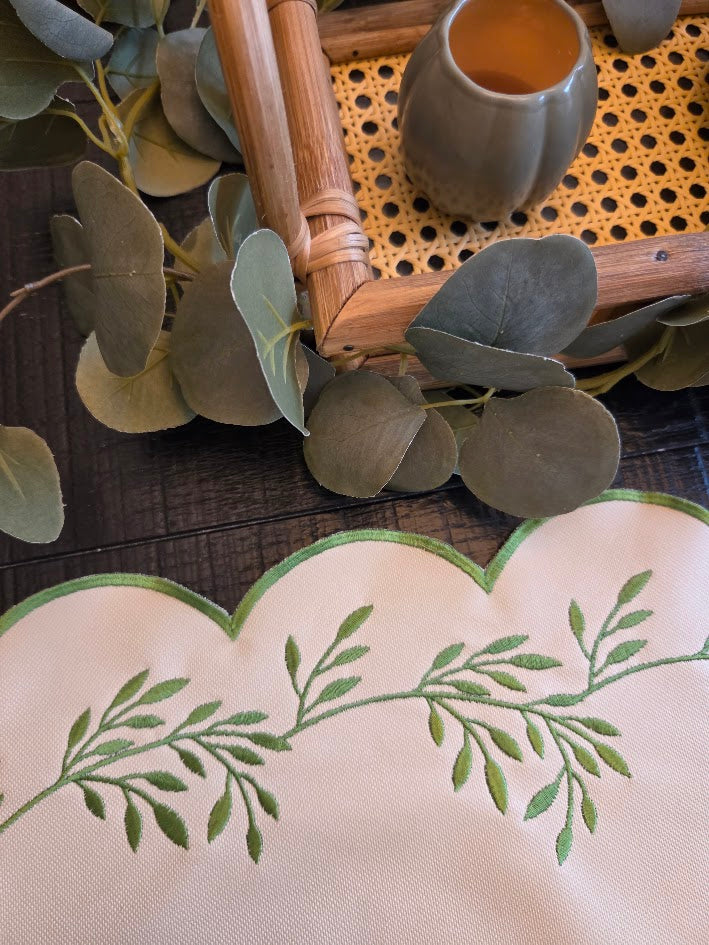 Cozy Farmhouse Table Setting