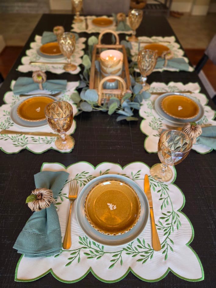 Cozy Farmhouse Table Setting