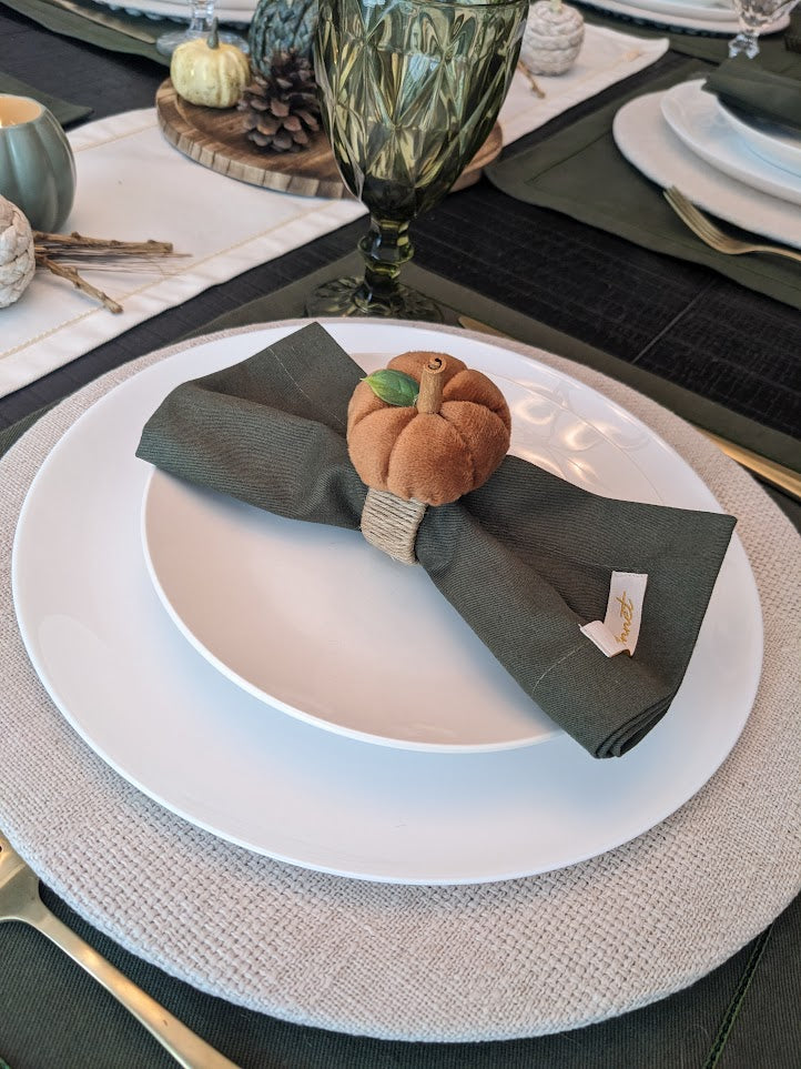 Cinnamon Pumpkin Collection Table Setting