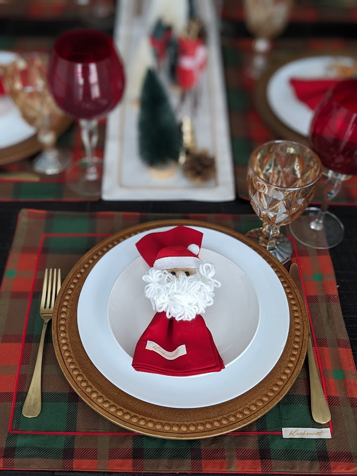 Jolly Christmas Collection Table Setting