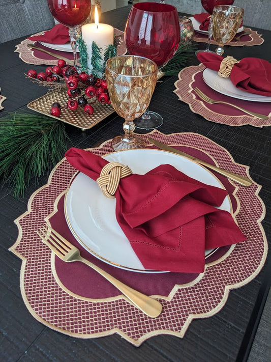 Holly Berry Collection Table Setting