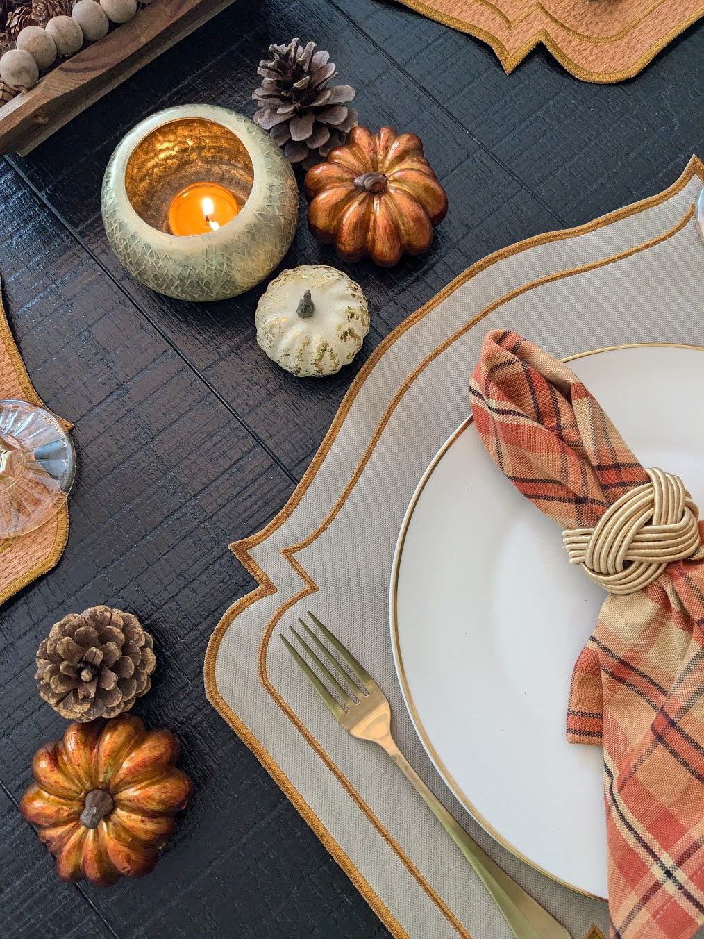 Cinnamon Woods Collection Table Setting