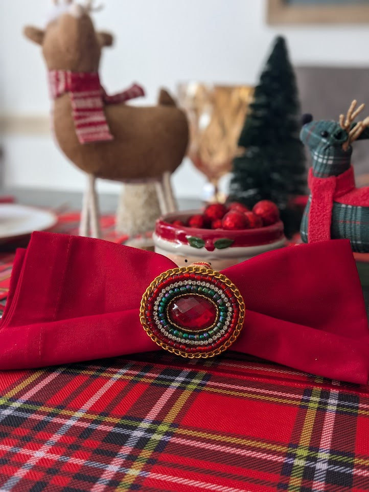 Perfect Christmas Collection Table Setting