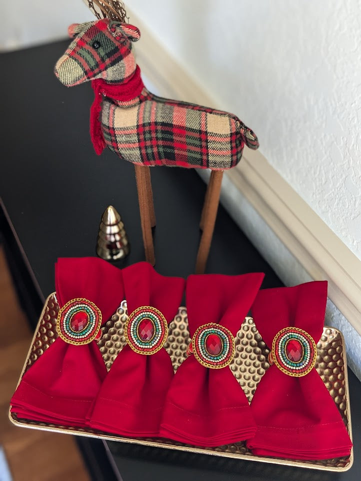 Perfect Christmas Collection Table Setting