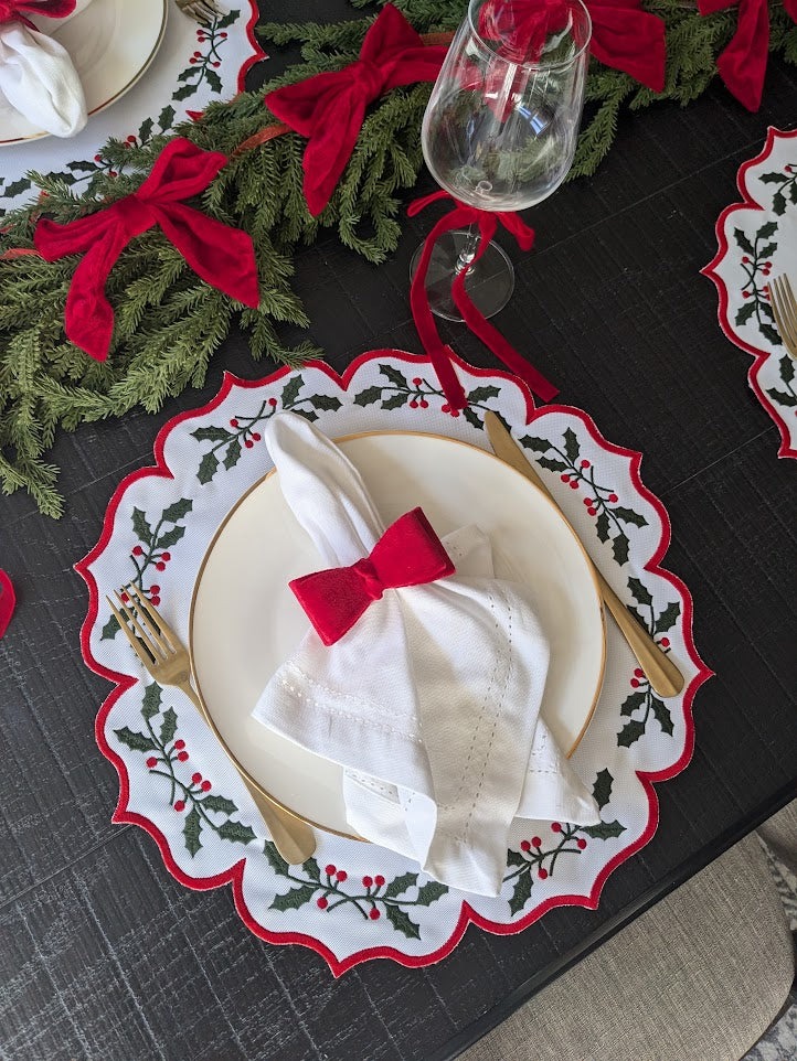 Jolly Christmas Collection Table Setting