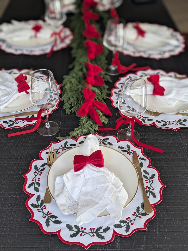 Jolly Christmas Collection Table Setting