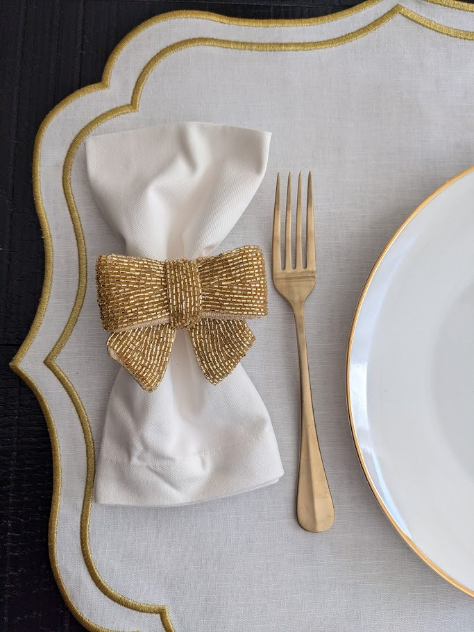 White Sparkle Collection Table Setting