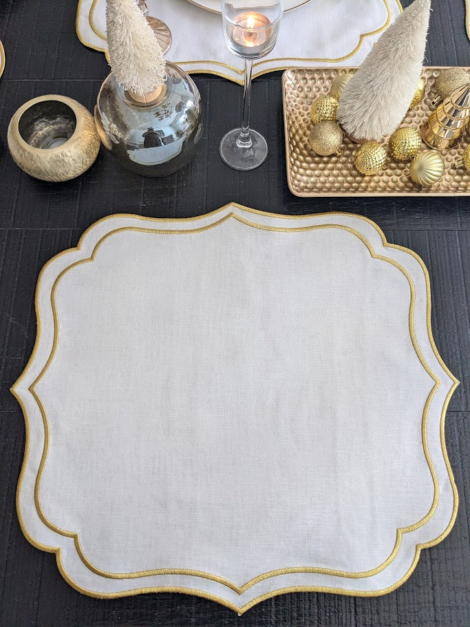 White Sparkle Collection Table Setting