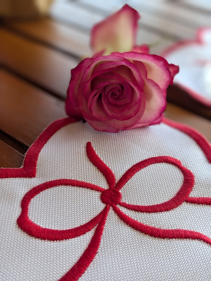Bows of Love Collection Table Setting