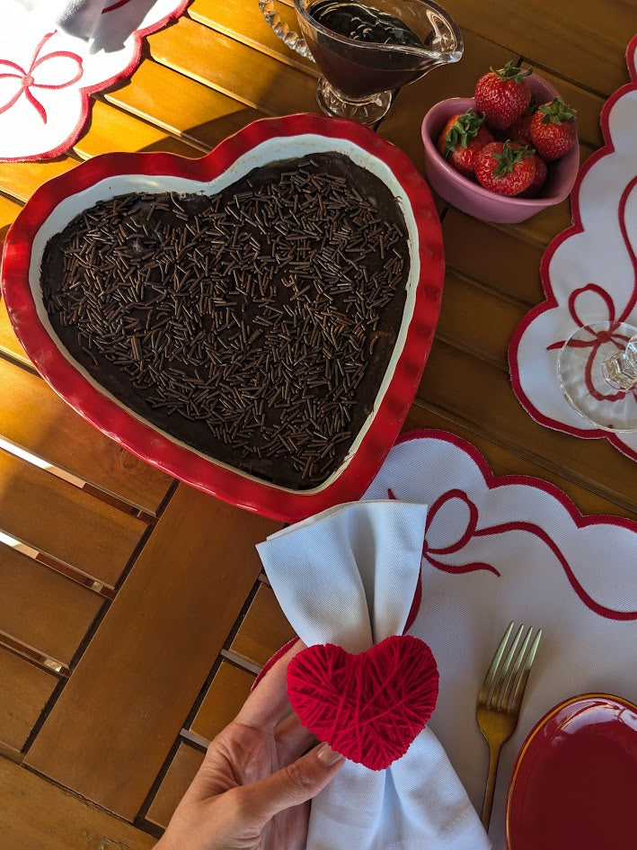 Bows of Love Collection Table Setting