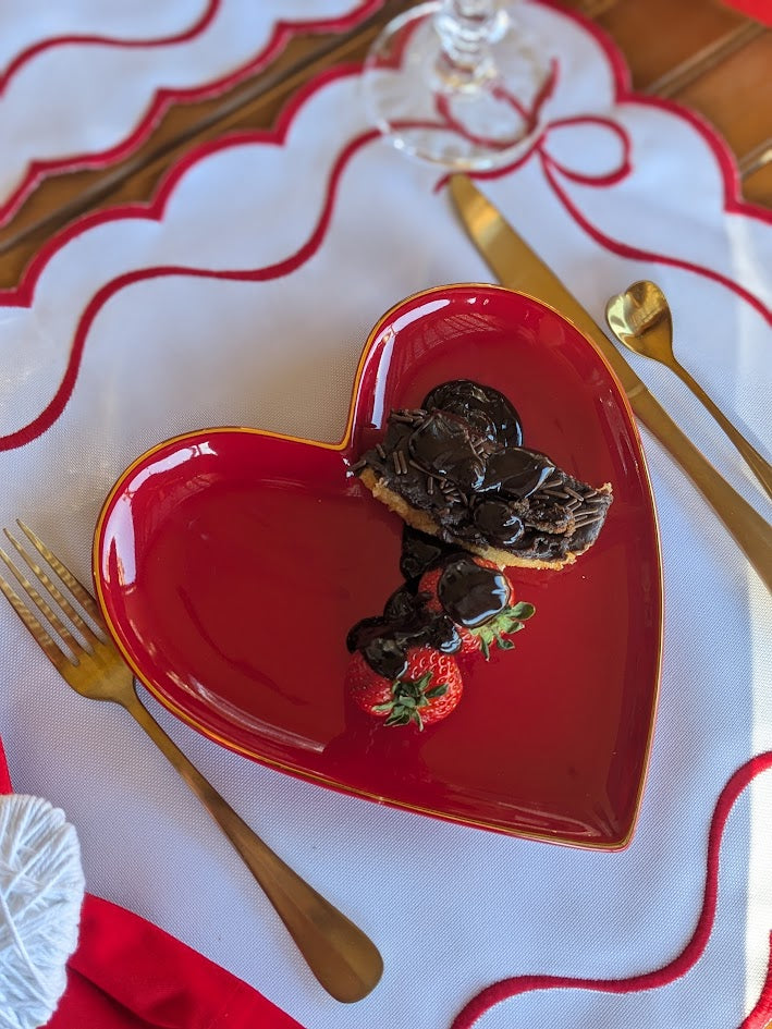 Bows of Love Collection Table Setting