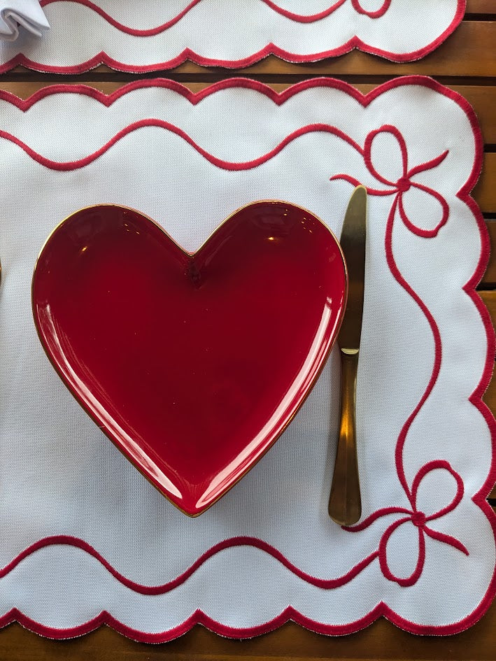 Bows of Love Collection Table Setting