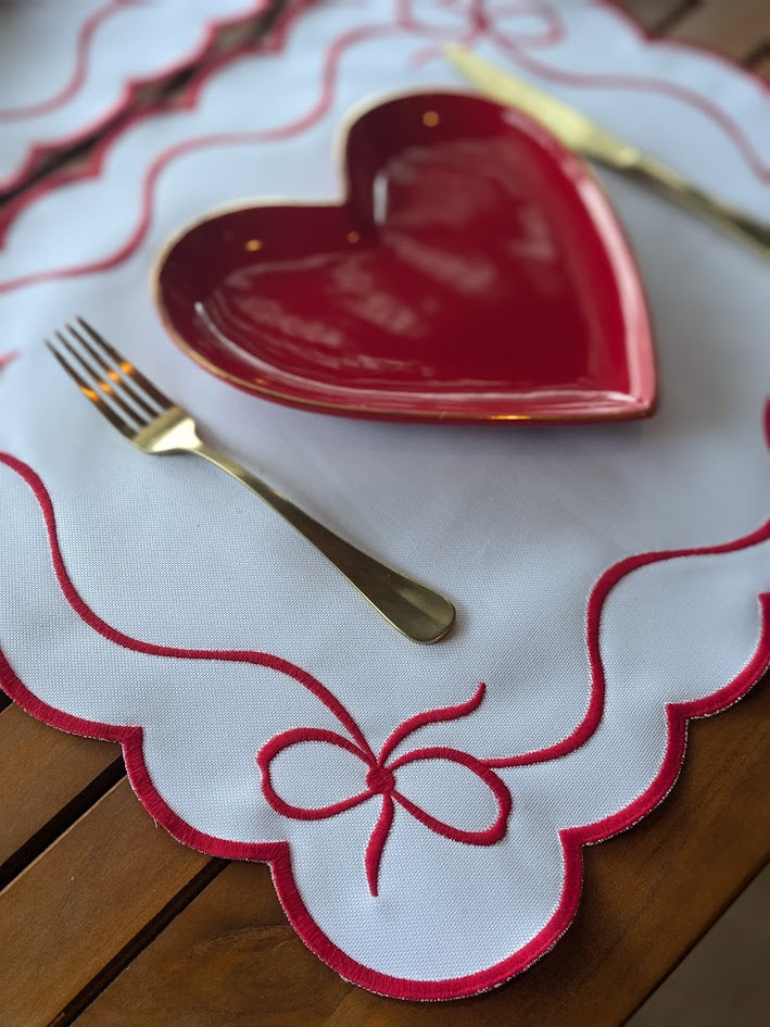 Bows of Love Collection Table Setting