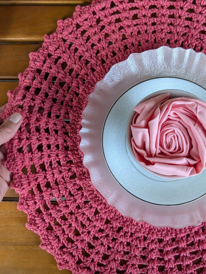 La vie en Rose Collection Table Setting