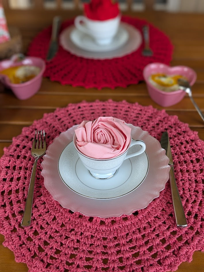 La vie en Rose Collection Table Setting