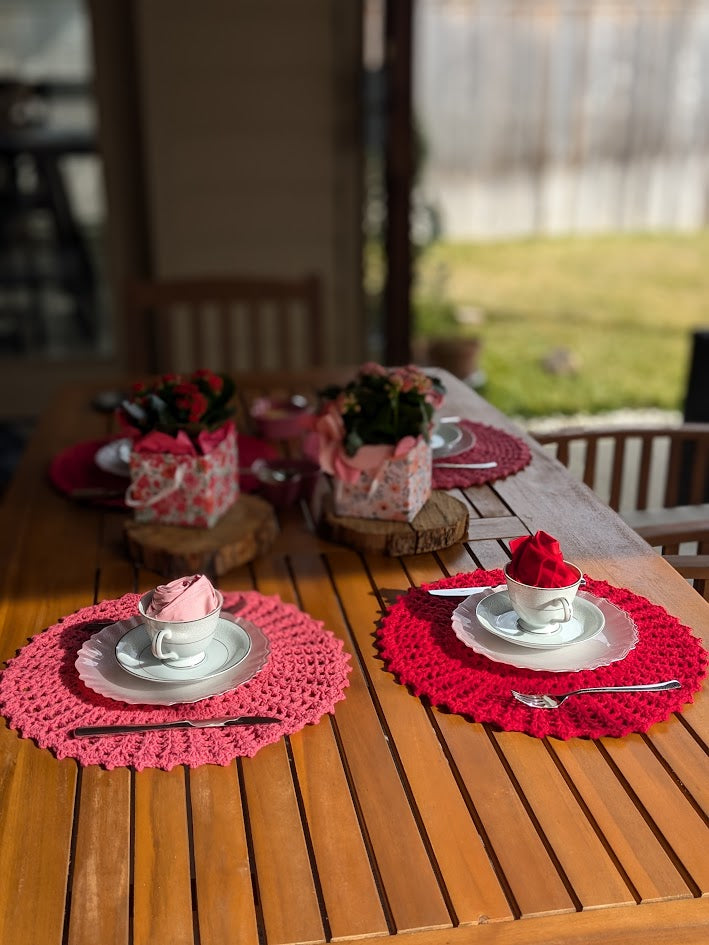 La vie en Rose Collection Table Setting