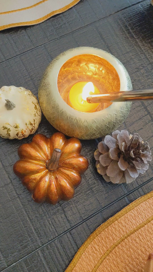 Cinnamon Woods Collection Table Setting